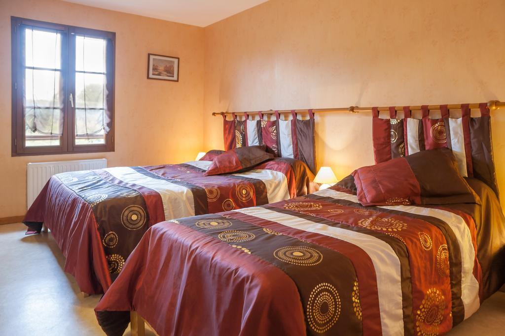 Hotel Les Confins Du Perche Tuffé Pokoj fotografie